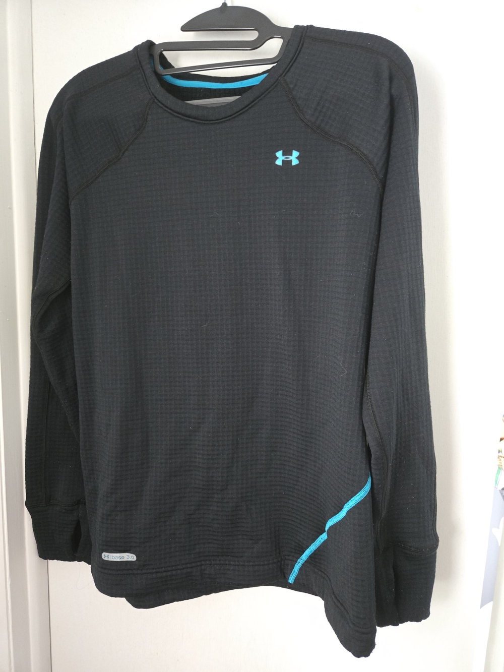 Under Armour Black Long-Sleeve Performance Crew with Teal Accents - Fleece Lined